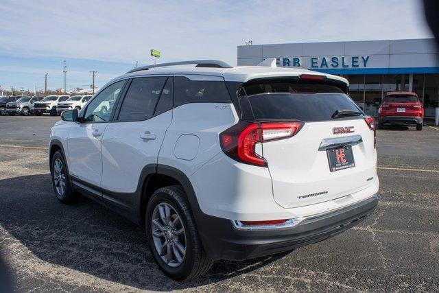 Used 2024 GMC Terrain SLT image 5