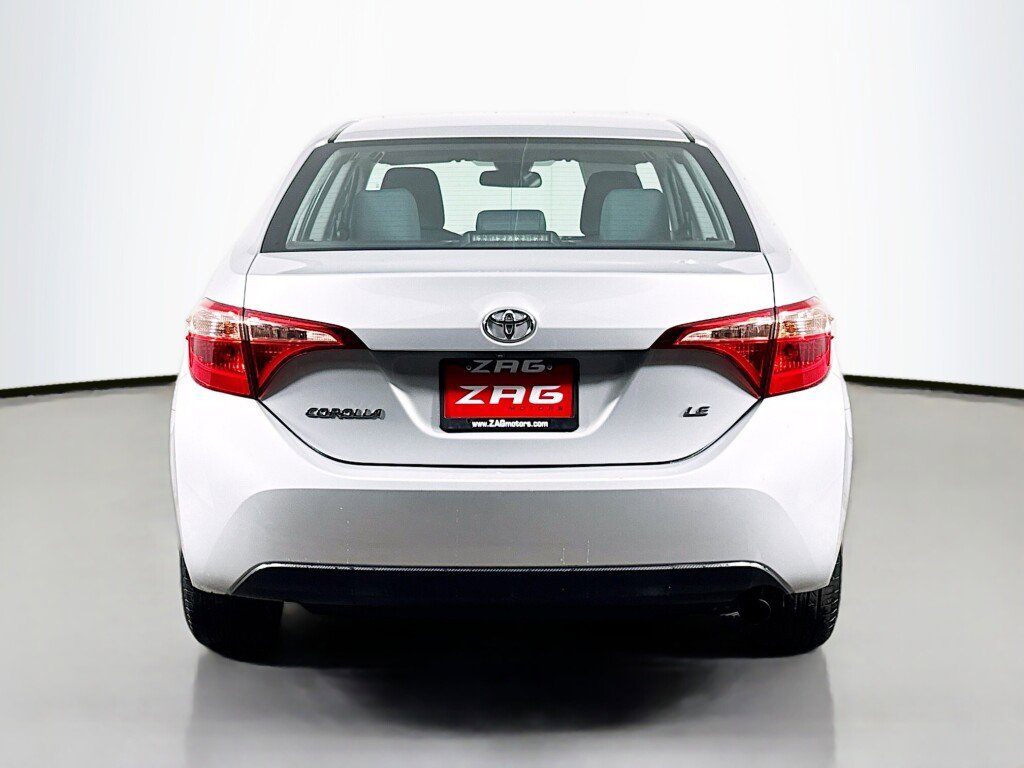 Used 2018 Toyota Corolla LE FWD image 4