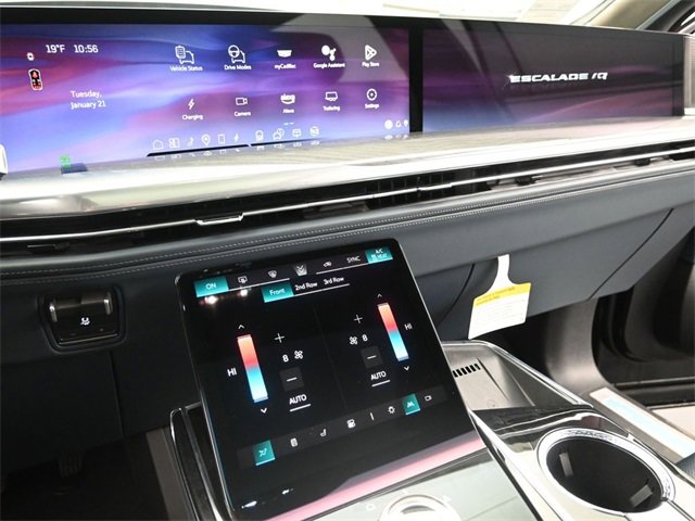 New 2025 Cadillac Escalade IQ Luxury 2 image 36