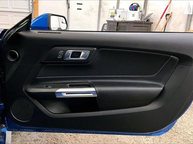 Used 2020 Ford Mustang Coupe RWD image 23