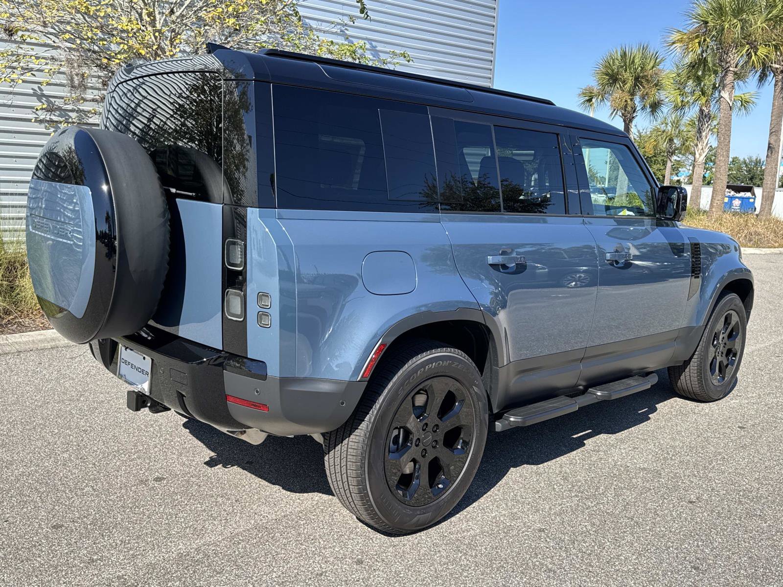 New 2026 Land Rover Defender 110 S image 6