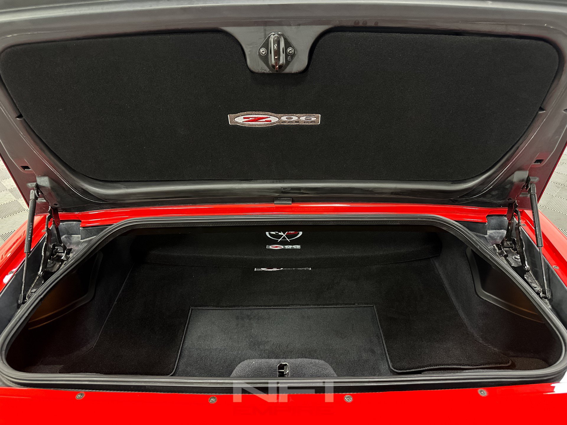 Used 2003 Chevrolet Corvette Z06 RWD image 25