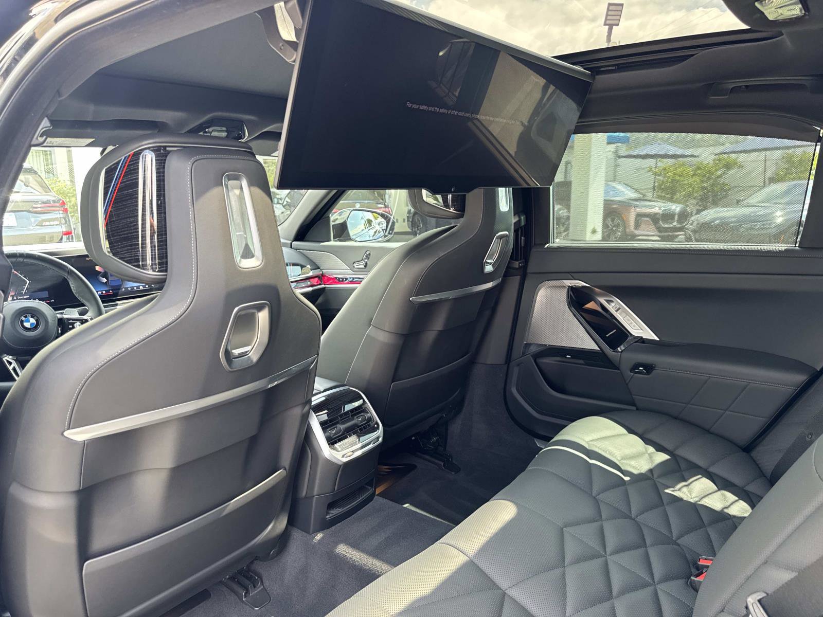 Certified 2024 BMW 740i w/ Premium Package RWD image 12