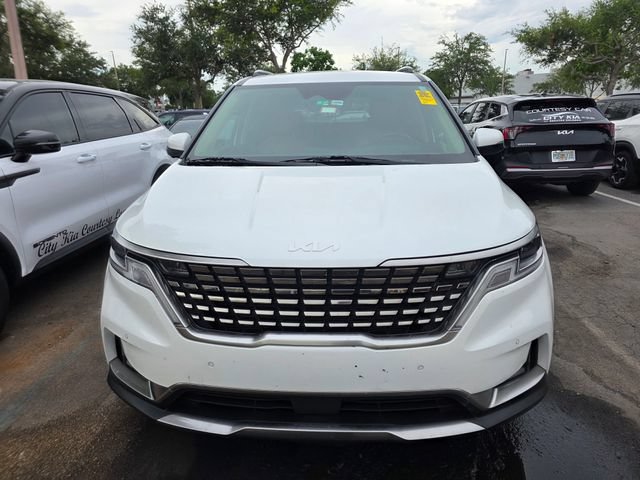 Used 2024 Kia Carnival SX FWD image 2