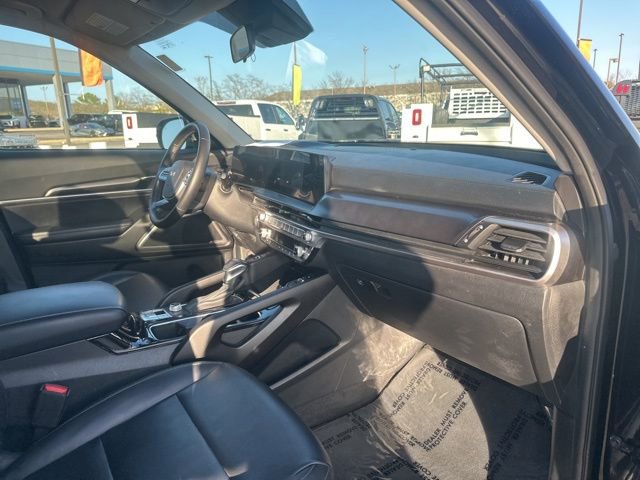 Used 2024 Kia Telluride S image 34