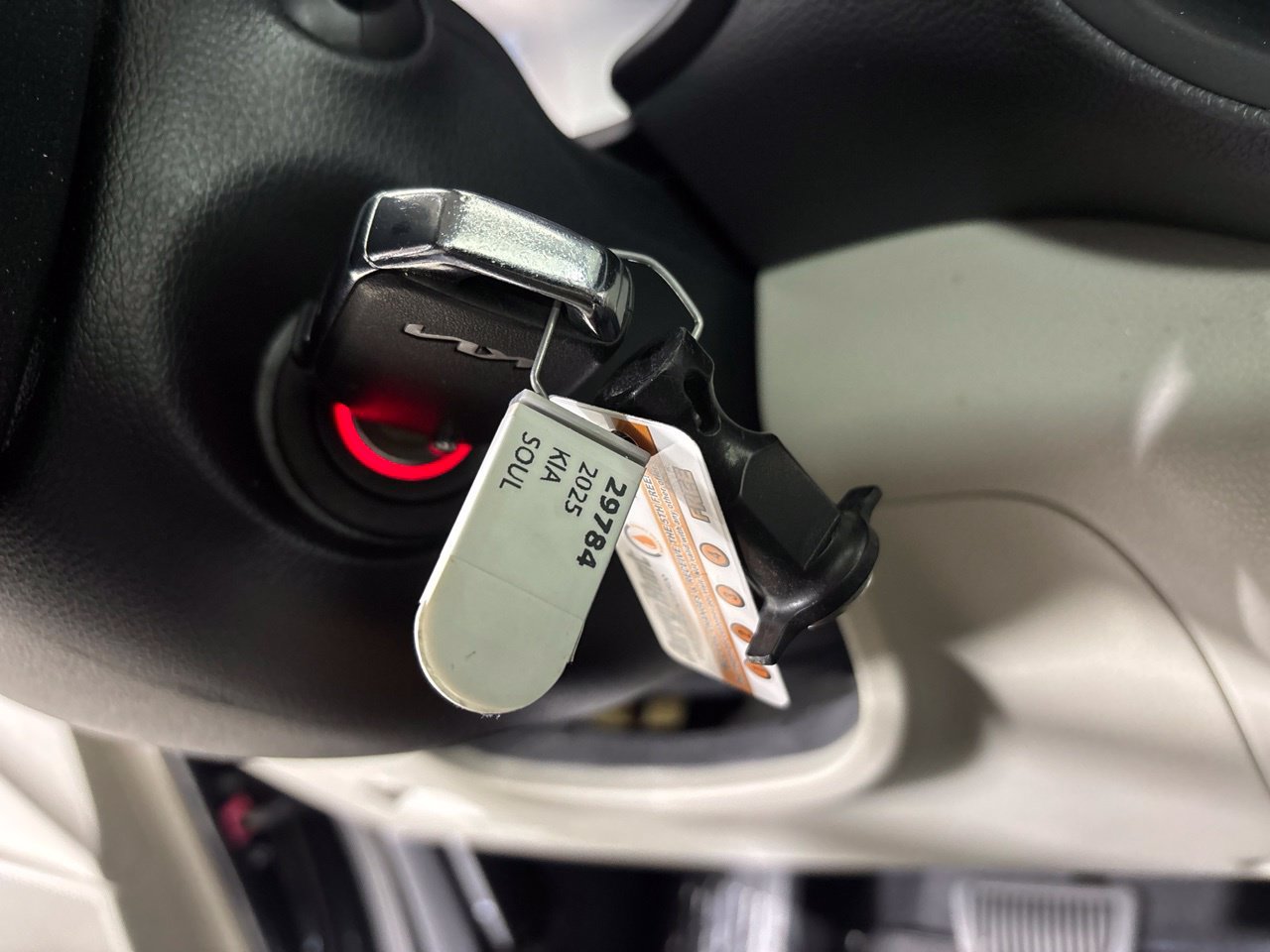 Used 2025 Kia Soul LX FWD image 16