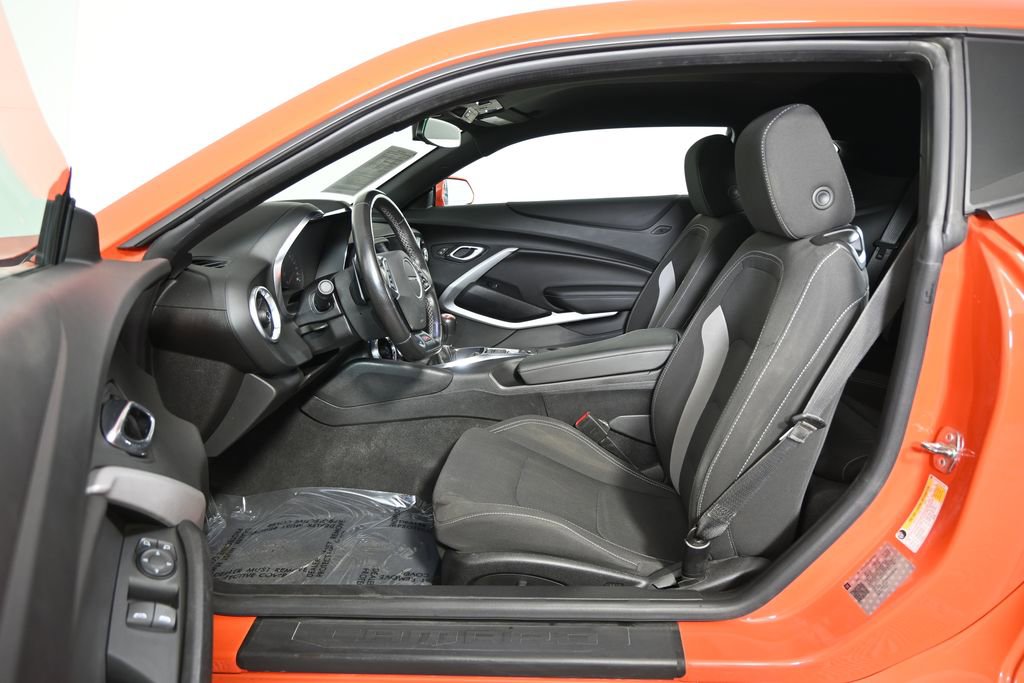 Used 2019 Chevrolet Camaro SS RWD image 20
