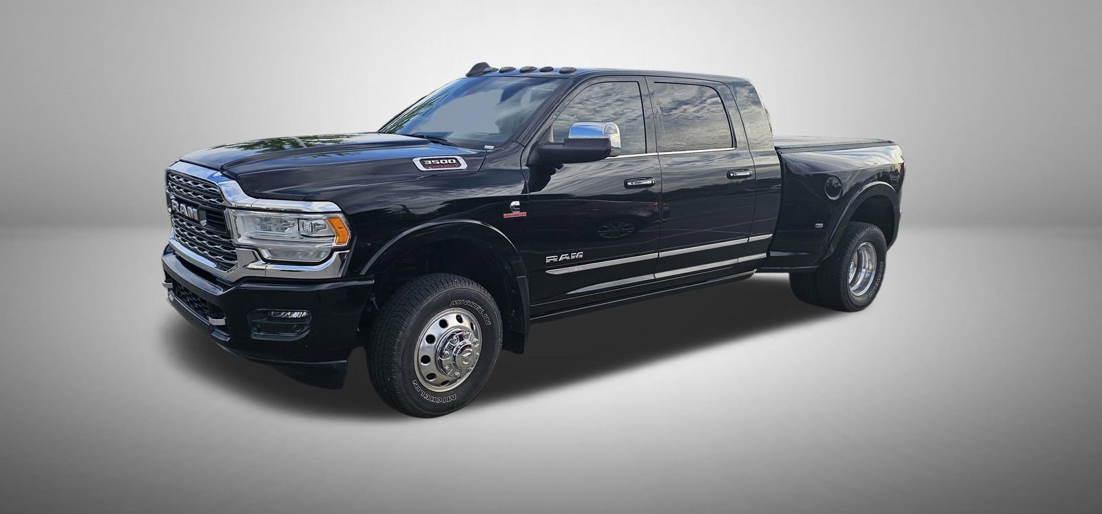 Used 2021 RAM 3500 Limited AWD/4WD image 1