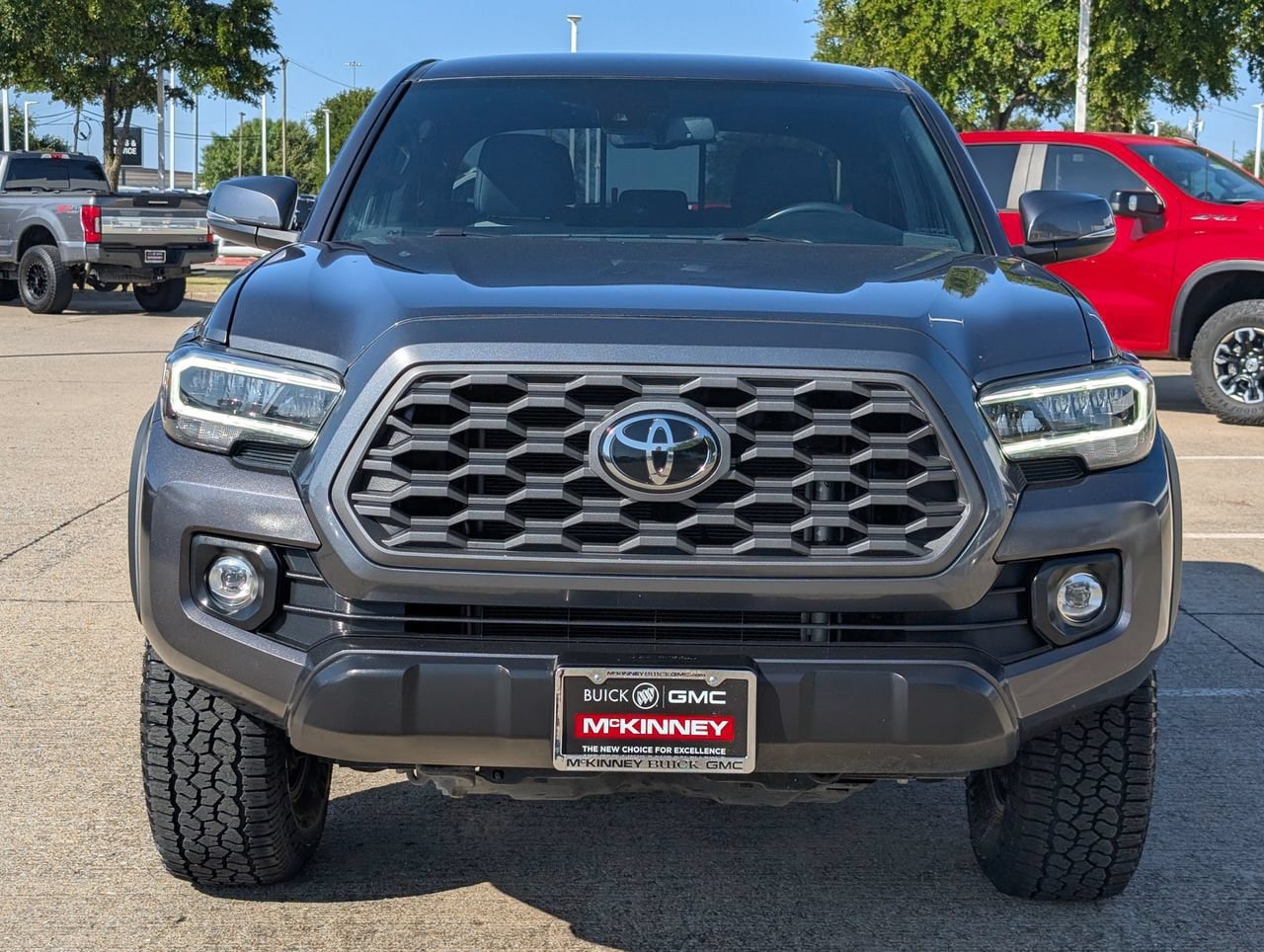 Used 2021 Toyota Tacoma TRD Off-Road w/ Technology Package AWD/4WD image 6