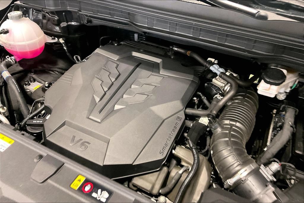 Used 2026 Kia Carnival FWD image 29