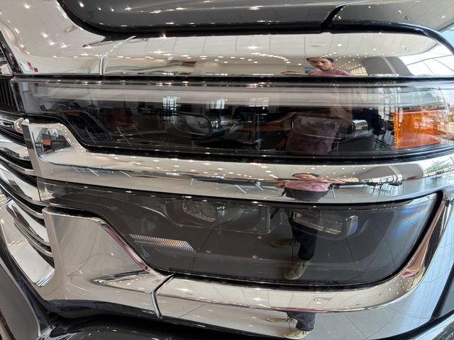 New 2026 RAM 2500 Laramie AWD/4WD image 9