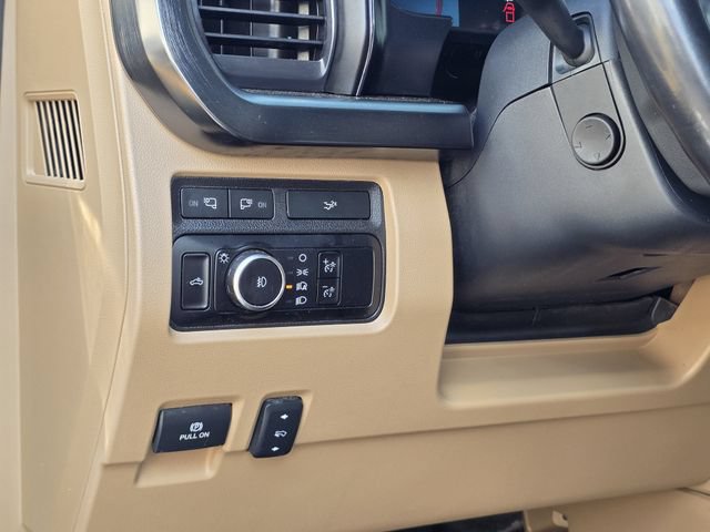 Used 2023 Ford F350 Lariat w/ Lariat Ultimate Package AWD/4WD image 23