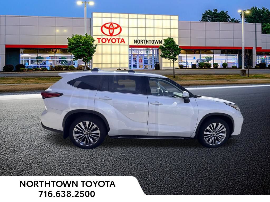 Used 2023 Toyota Highlander Platinum AWD/4WD image 27