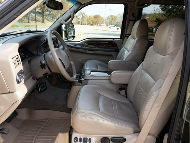 Used 2001 Ford Excursion Limited image 28