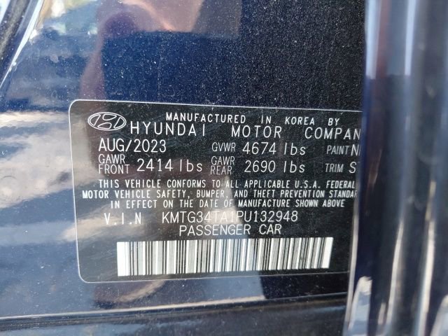 Used 2023 Genesis G70 2.0T w/ Sport Prestige Package image 5