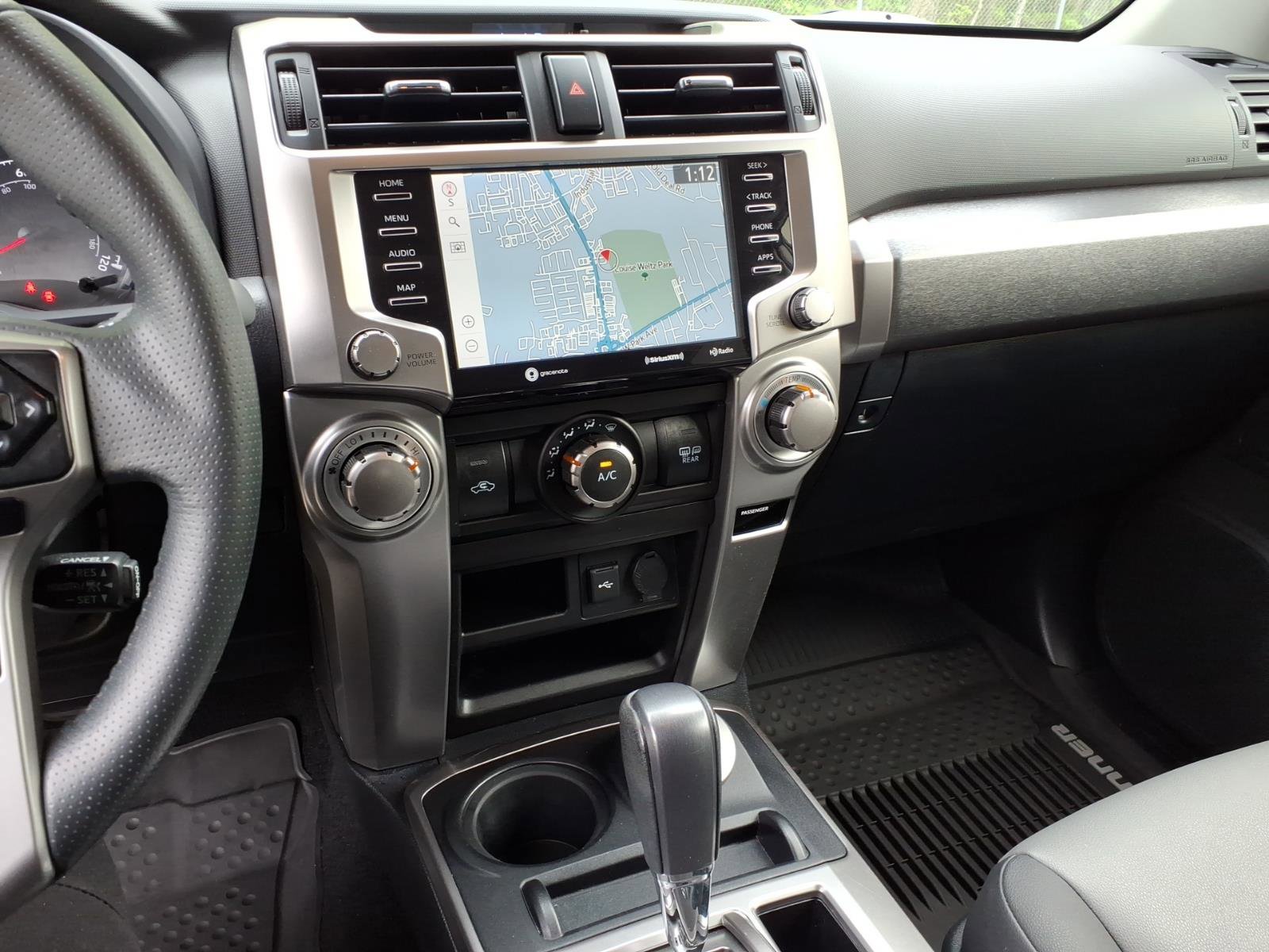 Used 2020 Toyota 4Runner SR5 Premium w/ Moonroof Package AWD/4WD image 21
