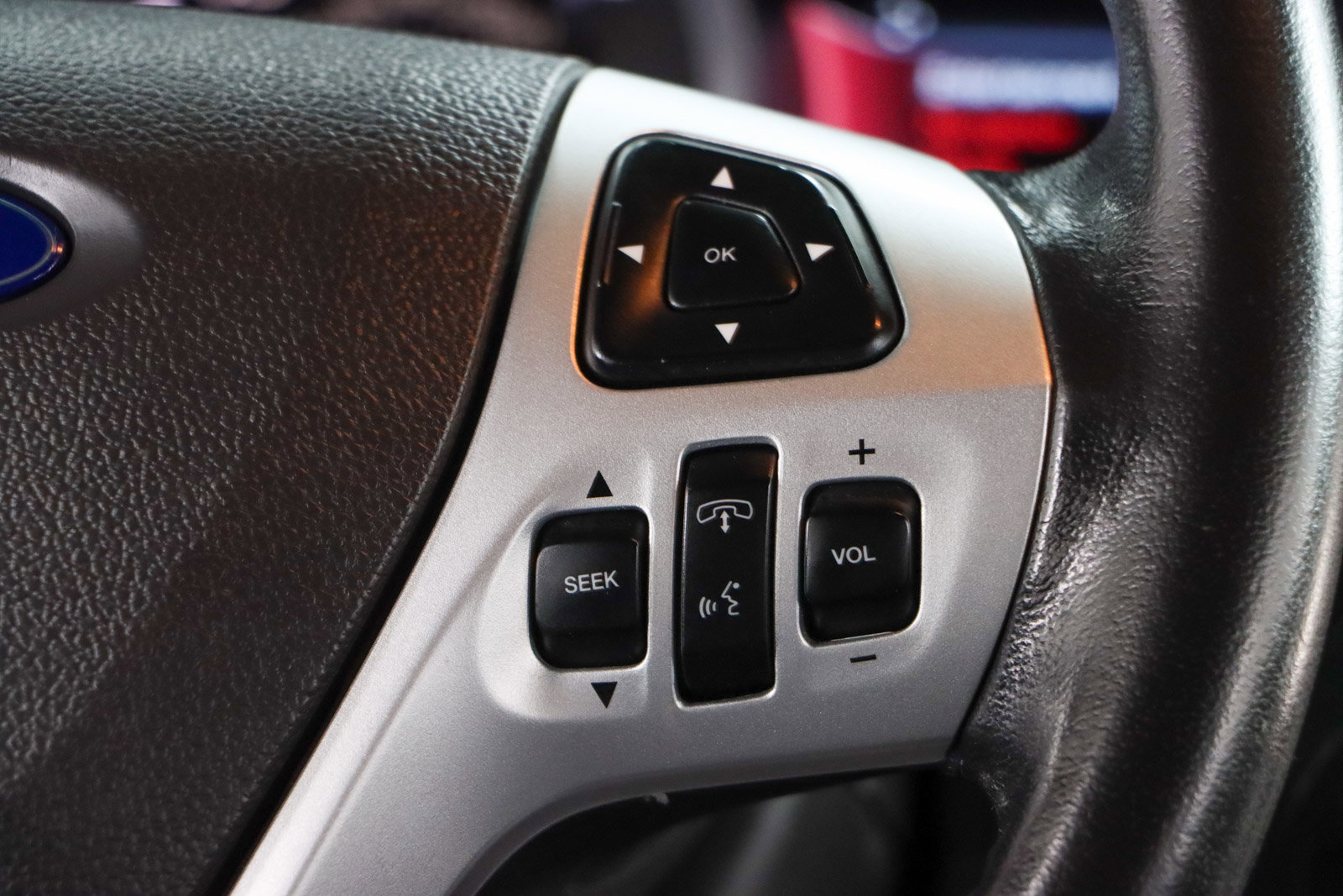 Used 2014 Ford Explorer XLT w/ Equipment Group 202A image 14