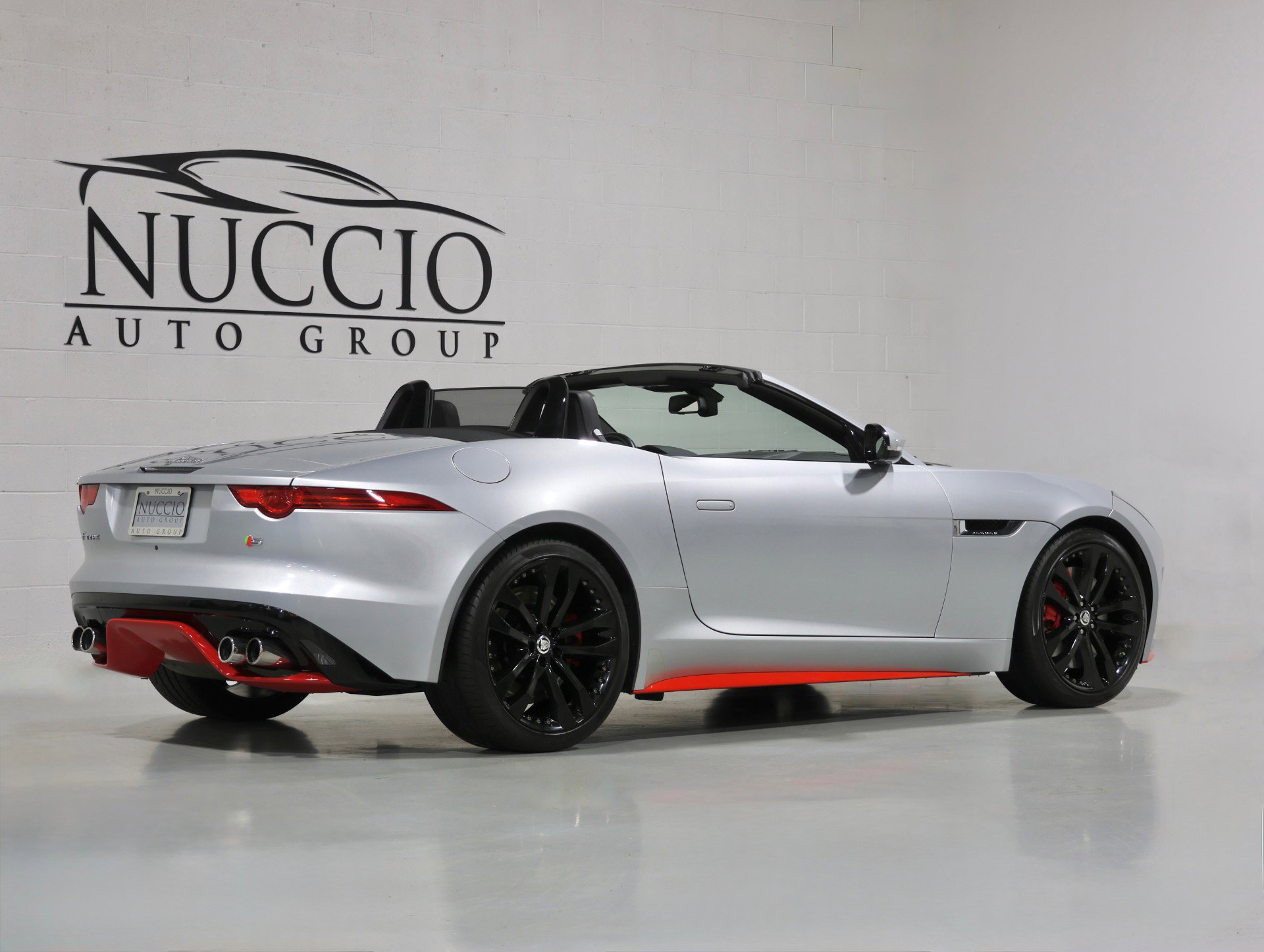 Used 2014 Jaguar F-TYPE S image 36