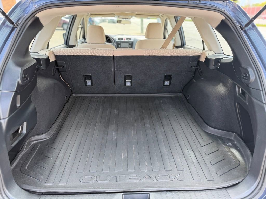 Used 2017 Subaru Outback 2.5i AWD/4WD image 11