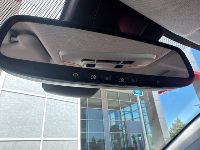 Used 2016 Toyota Prius Four w/ Advanced Technology Package FWD image 10