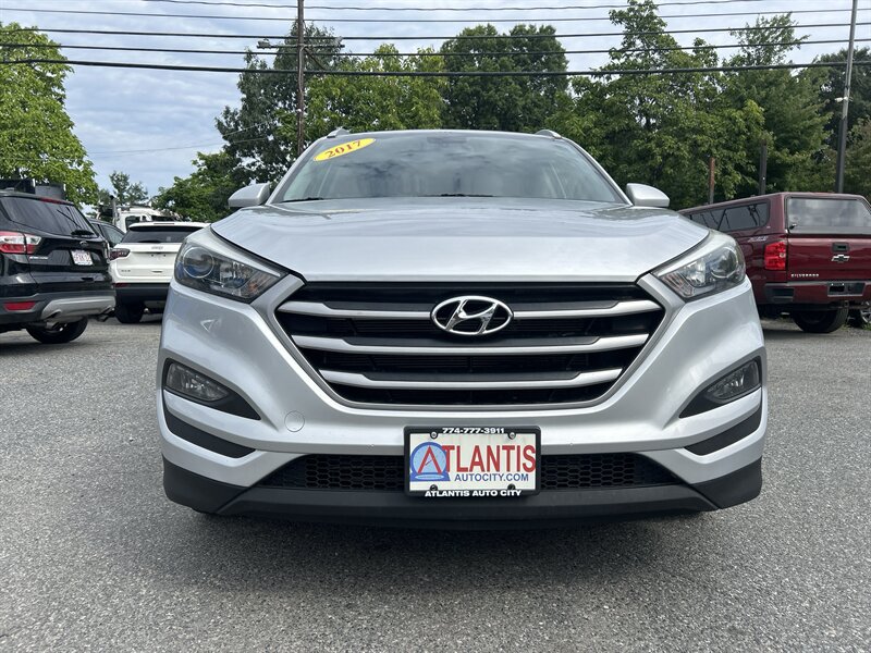 Used 2017 Hyundai Tucson SE w/ SE Popular Package 02 AWD/4WD image 2
