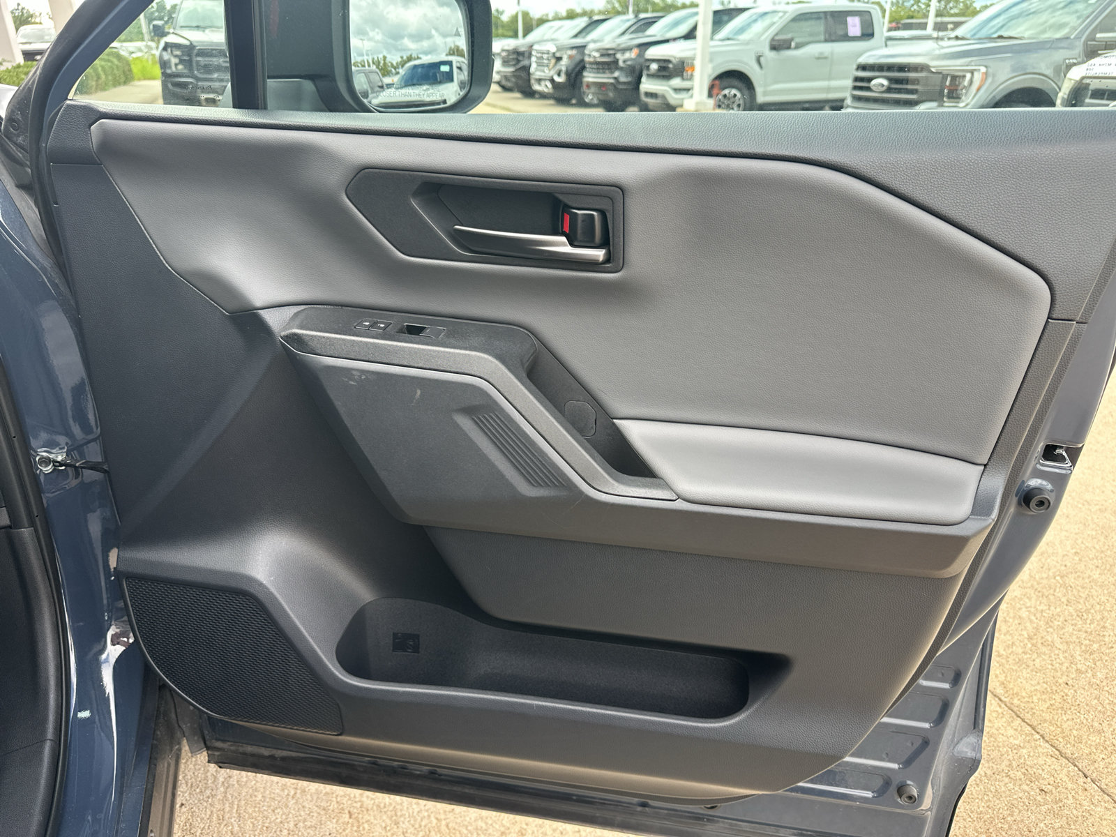 Used 2026 Toyota RAV4 XLE Premium FWD image 30