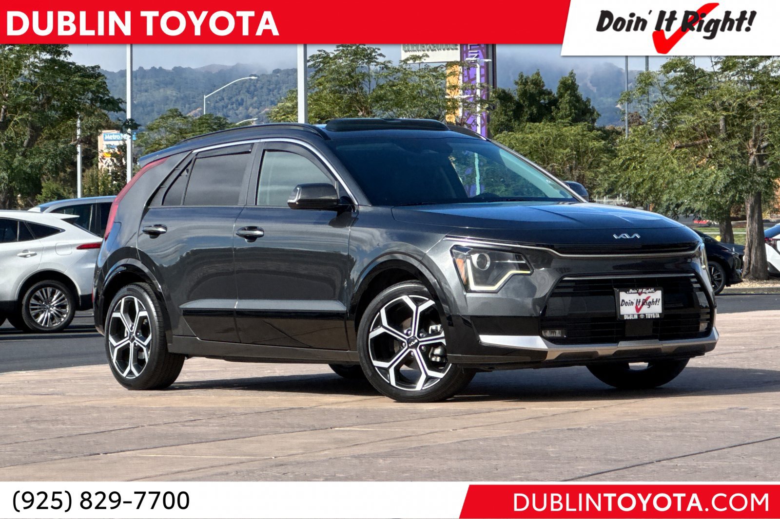 Used 2024 Kia Niro EX Touring