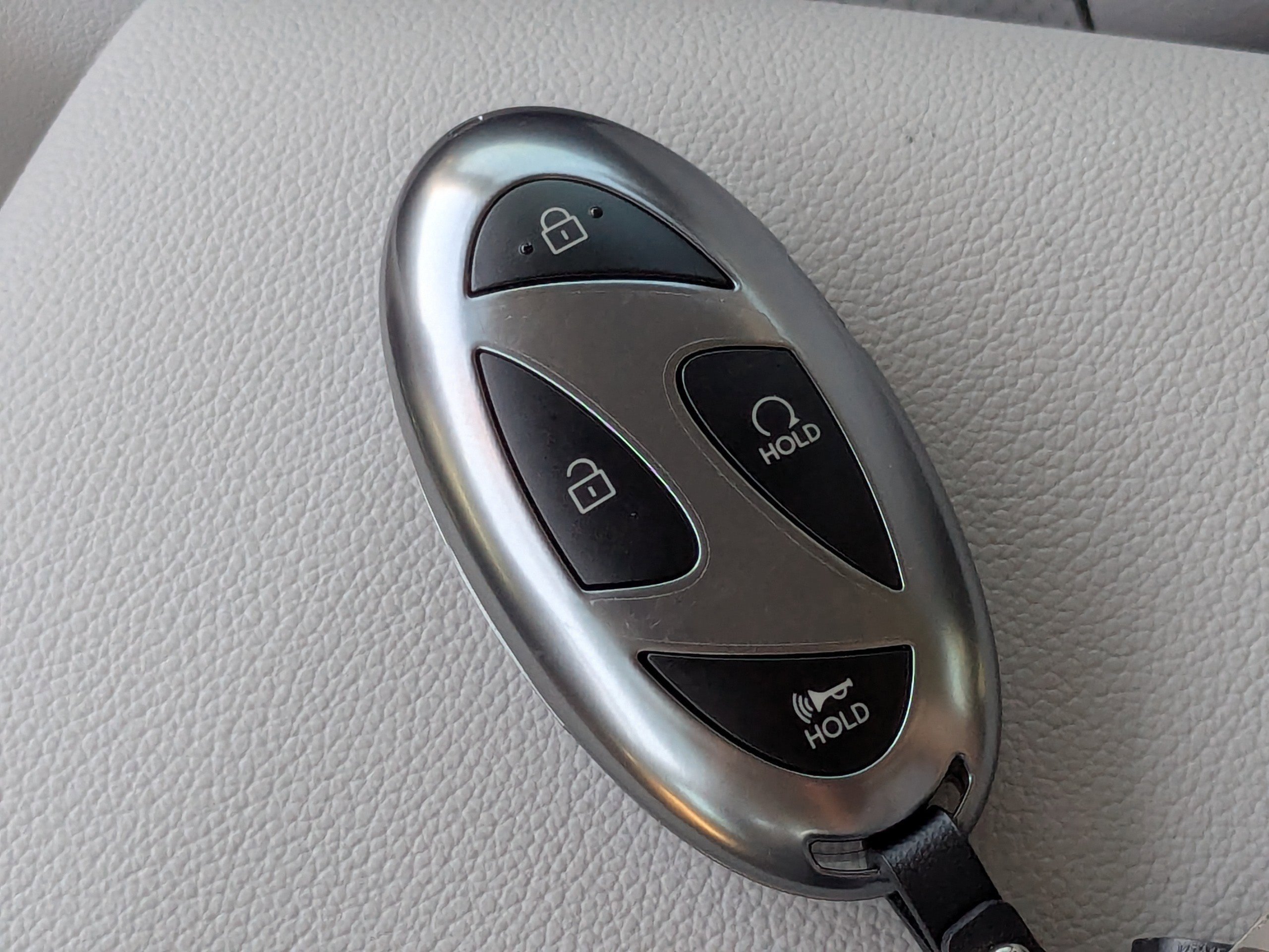 New 2025 Hyundai Elantra Limited image 32