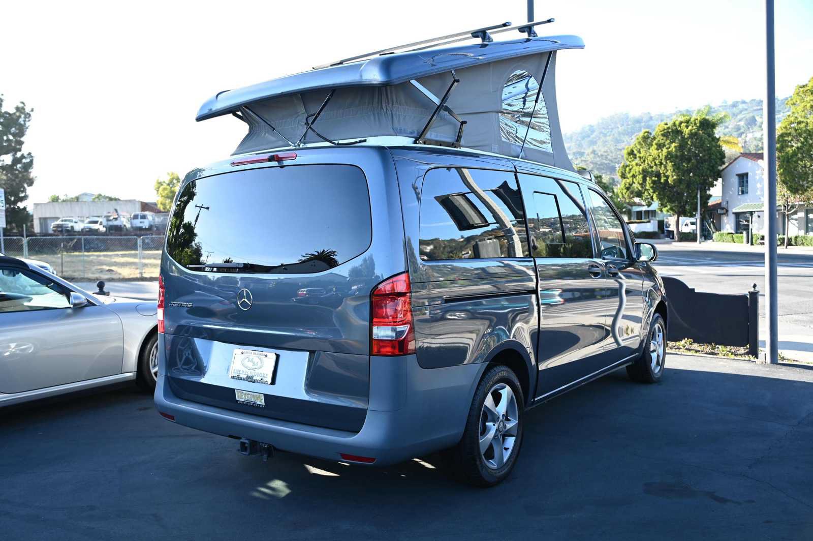 Used 2018 Mercedes-Benz Metris image 4