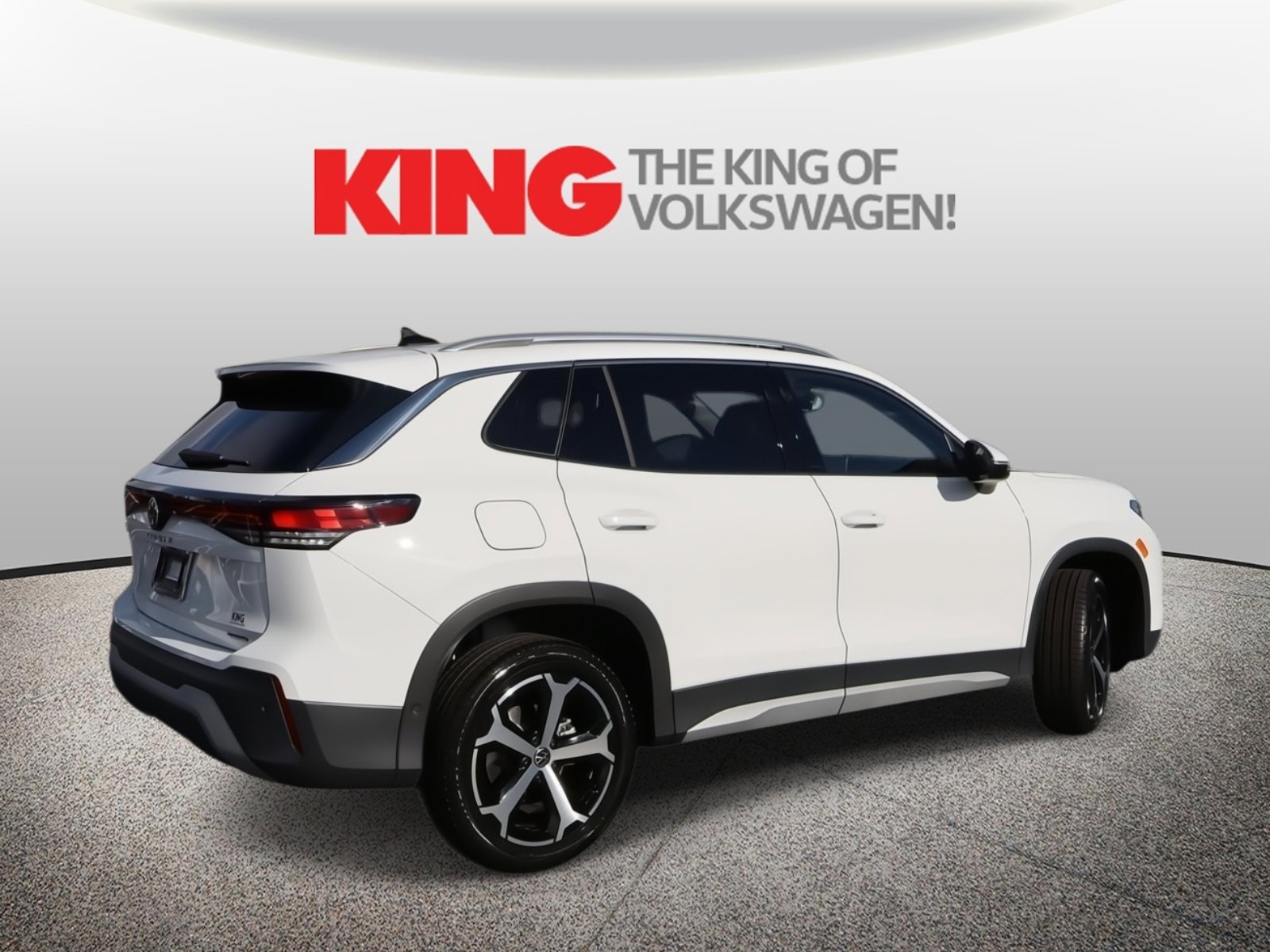 New 2026 Volkswagen Tiguan SE image 3