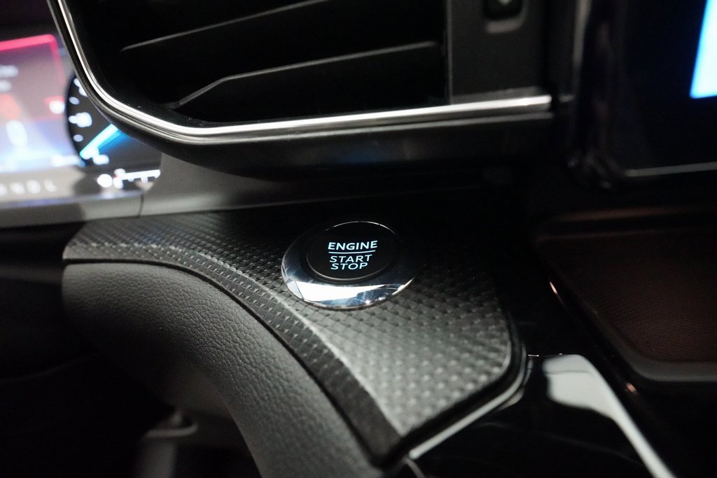 Used 2023 Ford Explorer ST-Line w/ Class IV Trailer Tow Package image 31