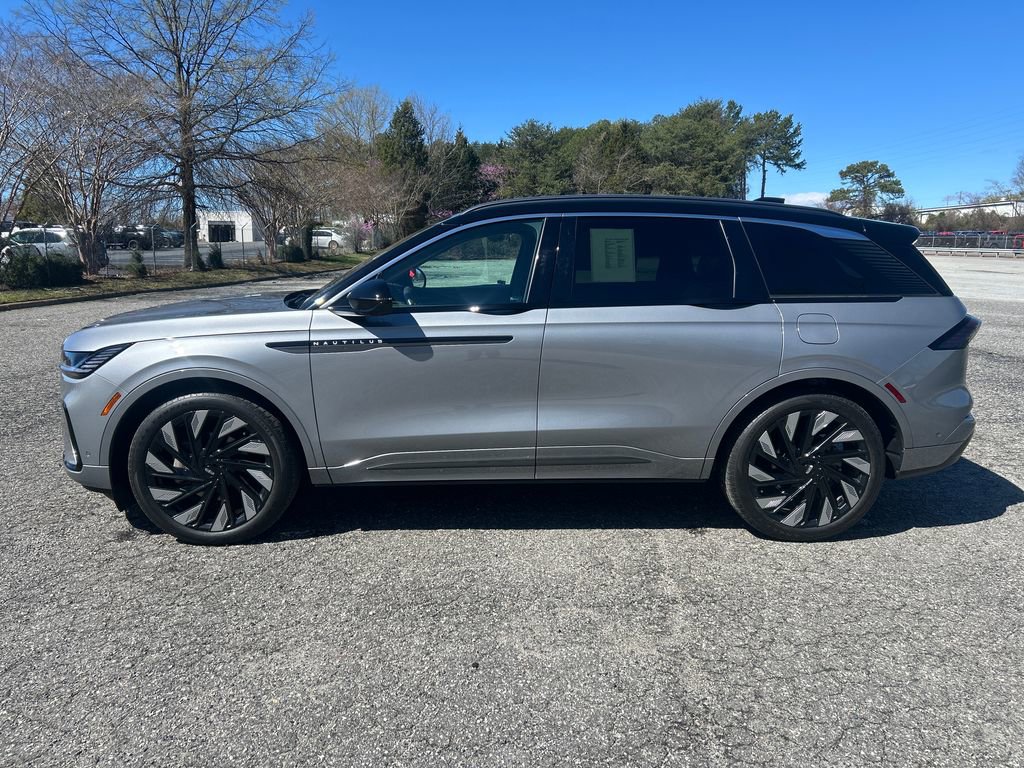 Certified 2024 Lincoln Nautilus Black Label w/ Jet Appearance Package (87T) image 2