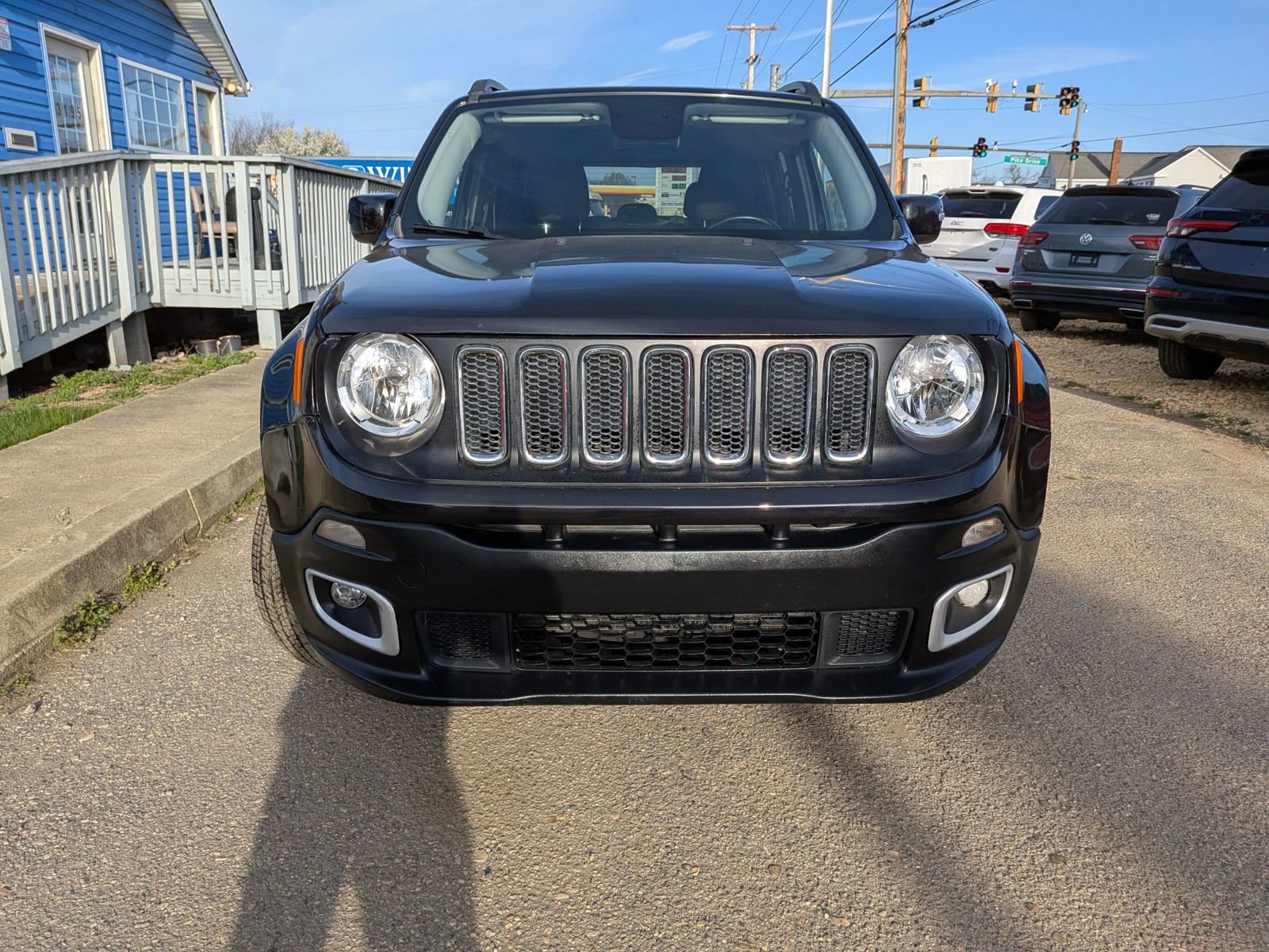 Used 2016 Jeep Renegade Latitude image 9