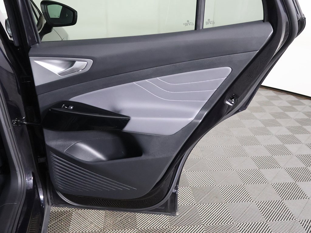 Used 2024 Volkswagen ID.4 Pro S image 28