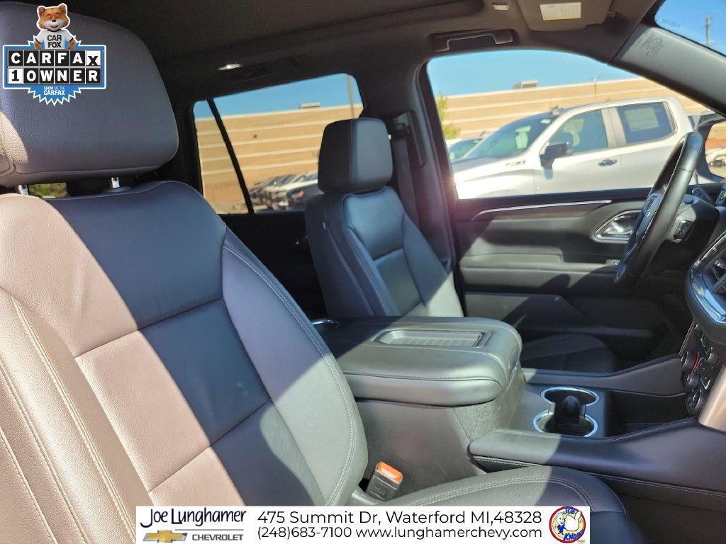 Used 2024 Chevrolet Tahoe Z71 w/ Luxury Package AWD/4WD image 31