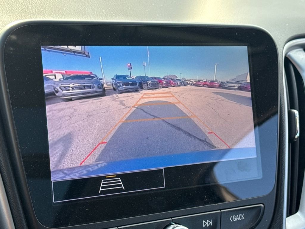 Used 2024 Chevrolet Malibu LT image 25