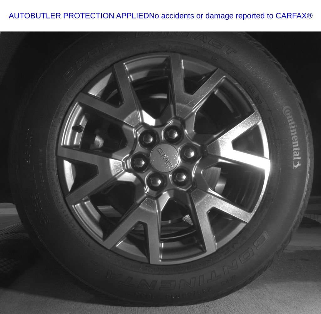 Used 2023 GMC Acadia SLT w/ LPO, Floor Liner Package FWD image 11