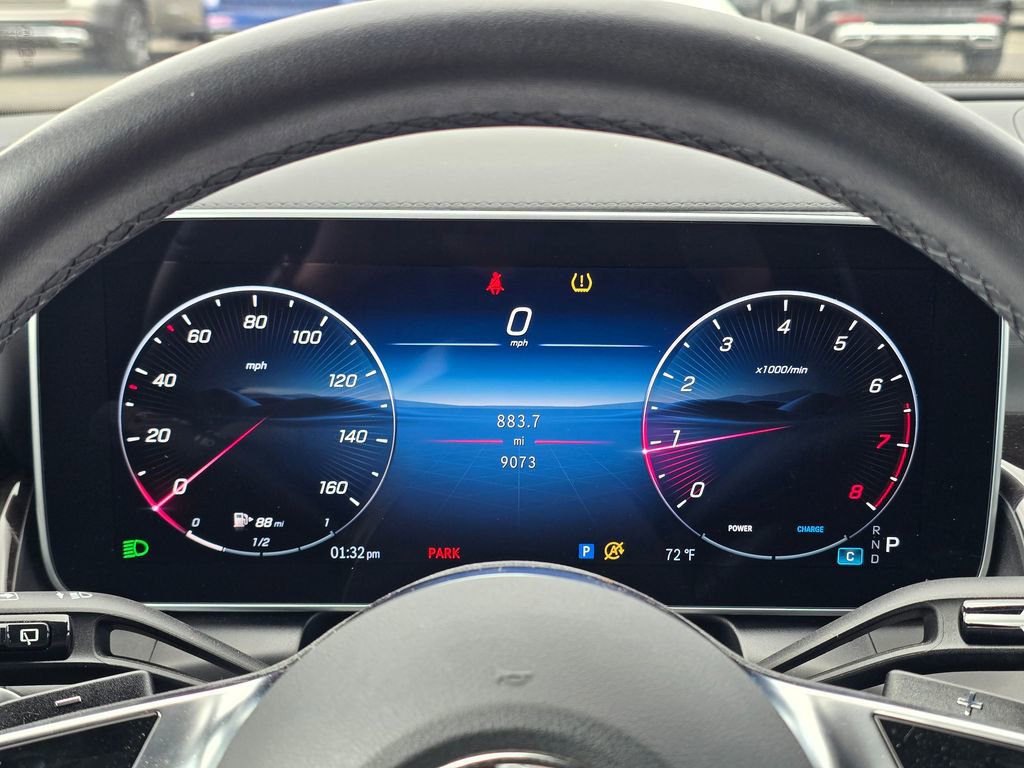 Used 2025 Mercedes-Benz GLC 300 4MATIC image 25