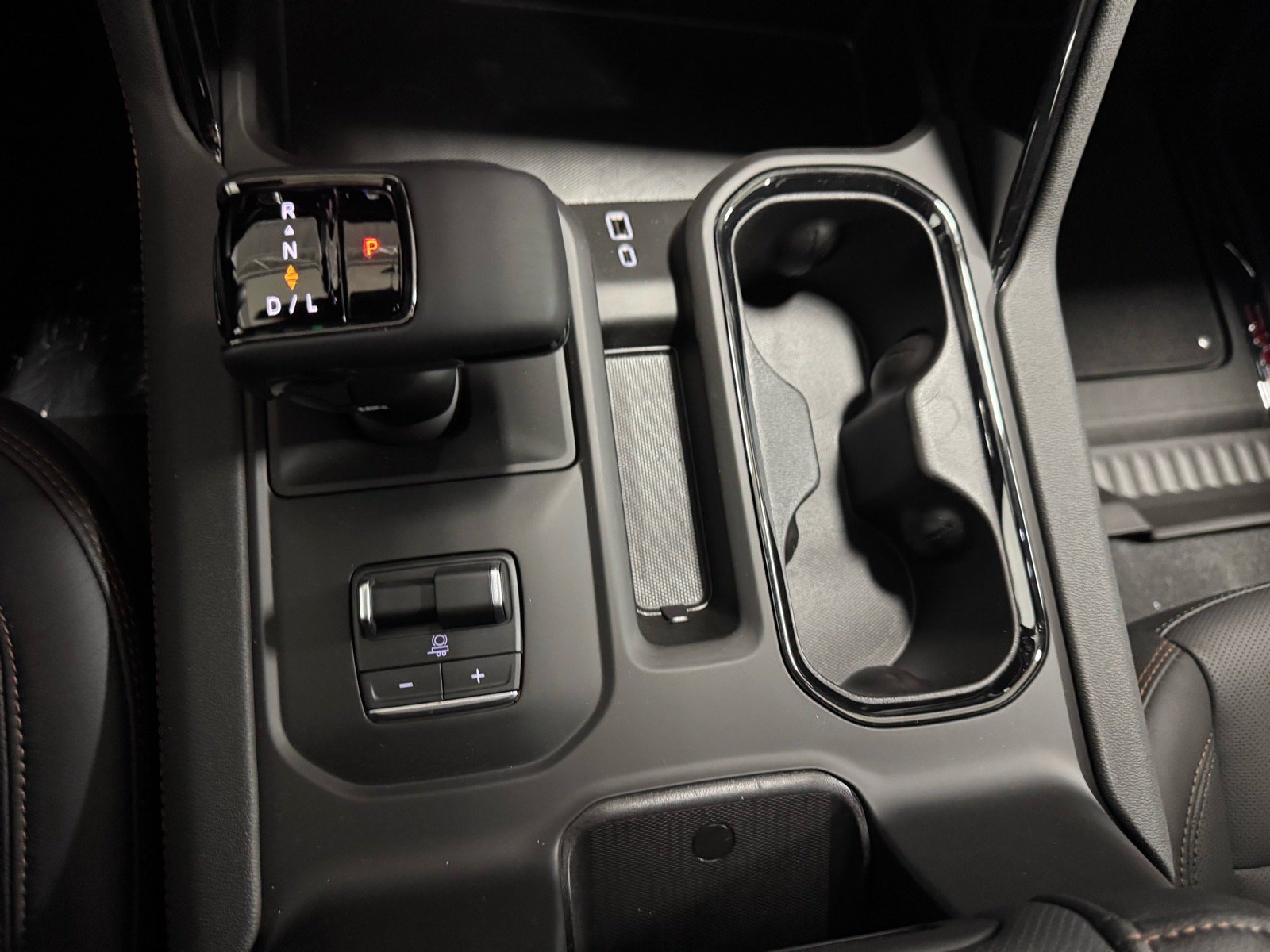 New 2026 GMC Sierra 1500 AT4 w/ AT4 Premium Package AWD/4WD image 19