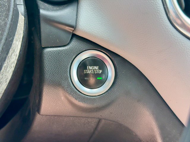 Used 2022 Chevrolet Equinox LS AWD/4WD image 24