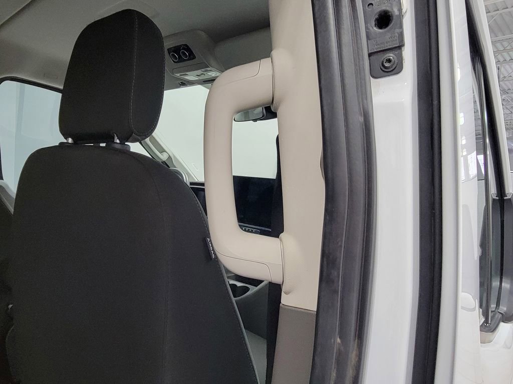 Used 2023 Ford Transit 350 XLT image 19