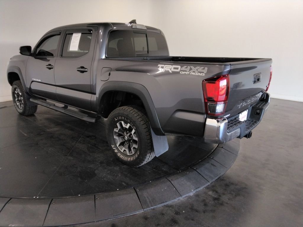 Used 2018 Toyota Tacoma TRD Off-Road image 8