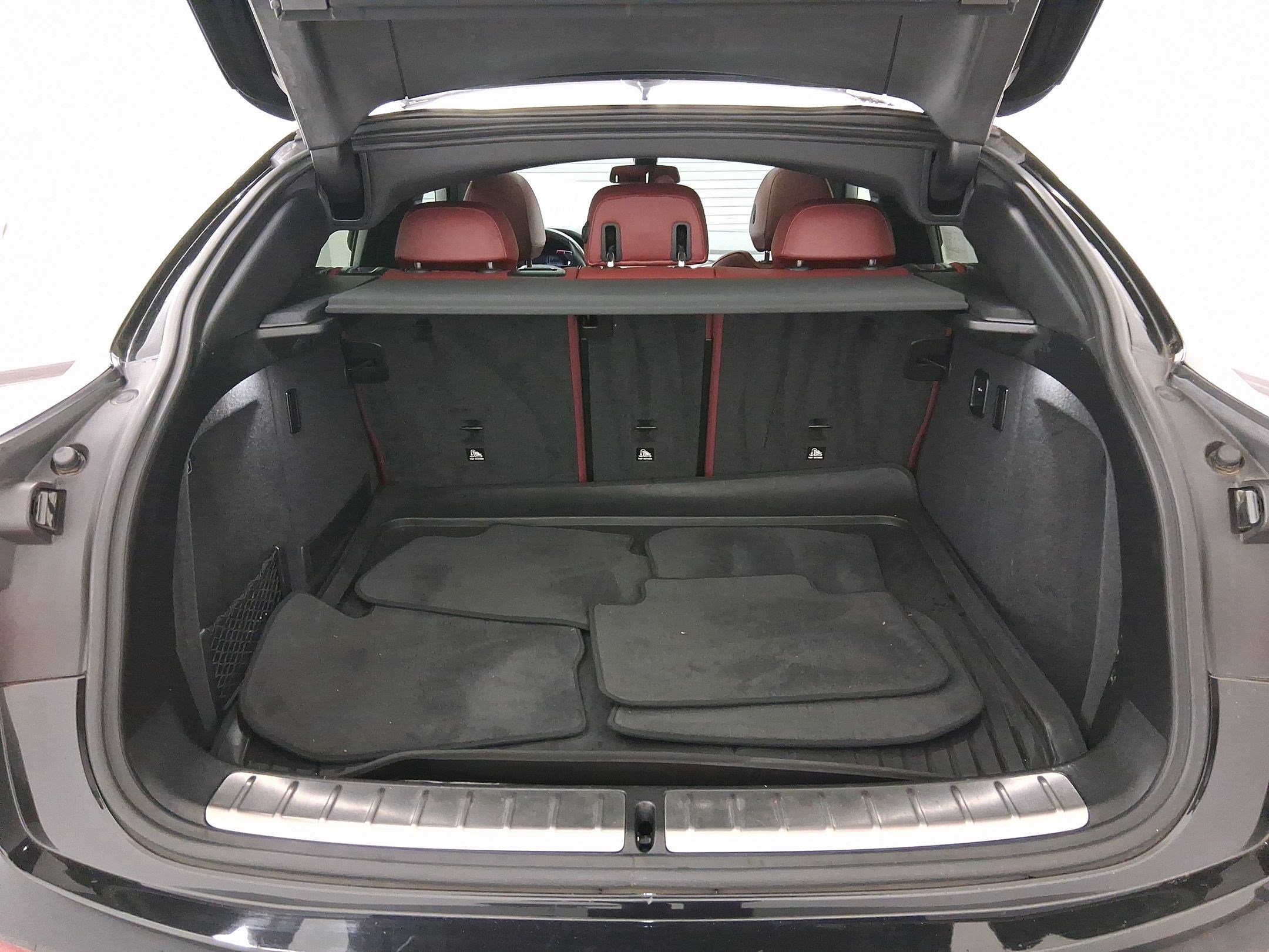 Used 2022 BMW X4 xDrive30i w/ Parking Assistance Package image 29