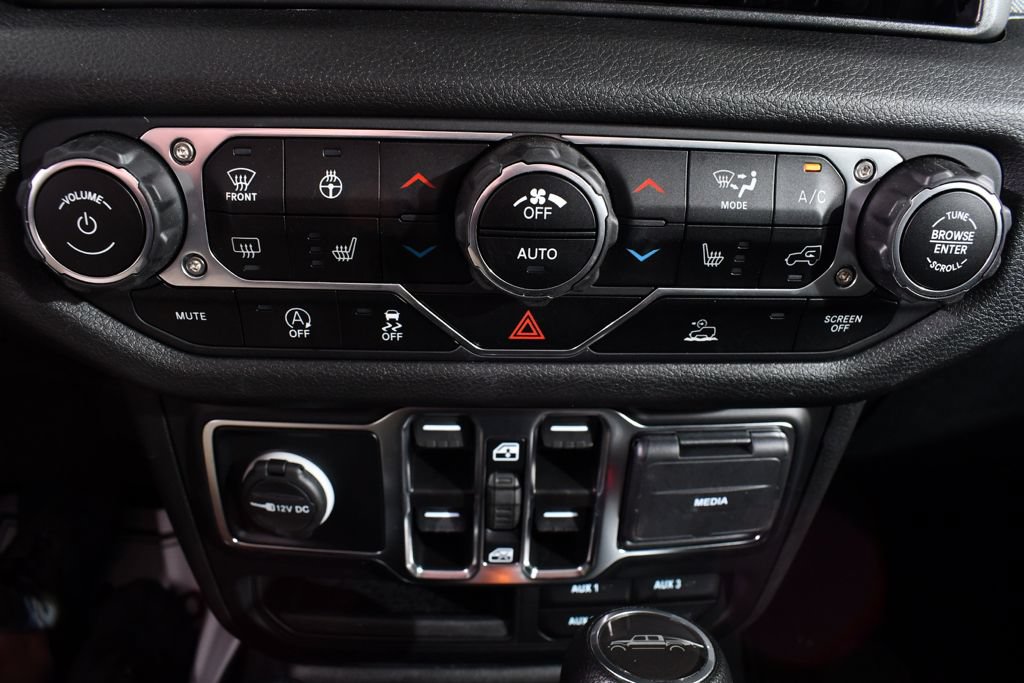 Used 2024 Jeep Gladiator Sport AWD/4WD image 27