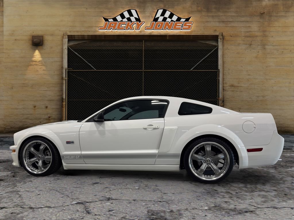 Used 2007 Ford Mustang GT Premium RWD image 3