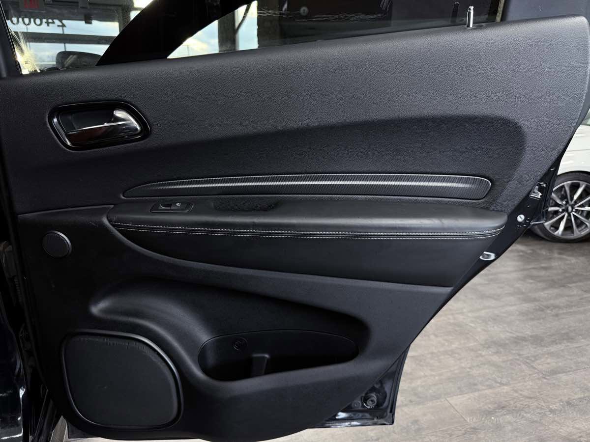 Used 2021 Dodge Durango SRT Hellcat w/ Technology Group image 31