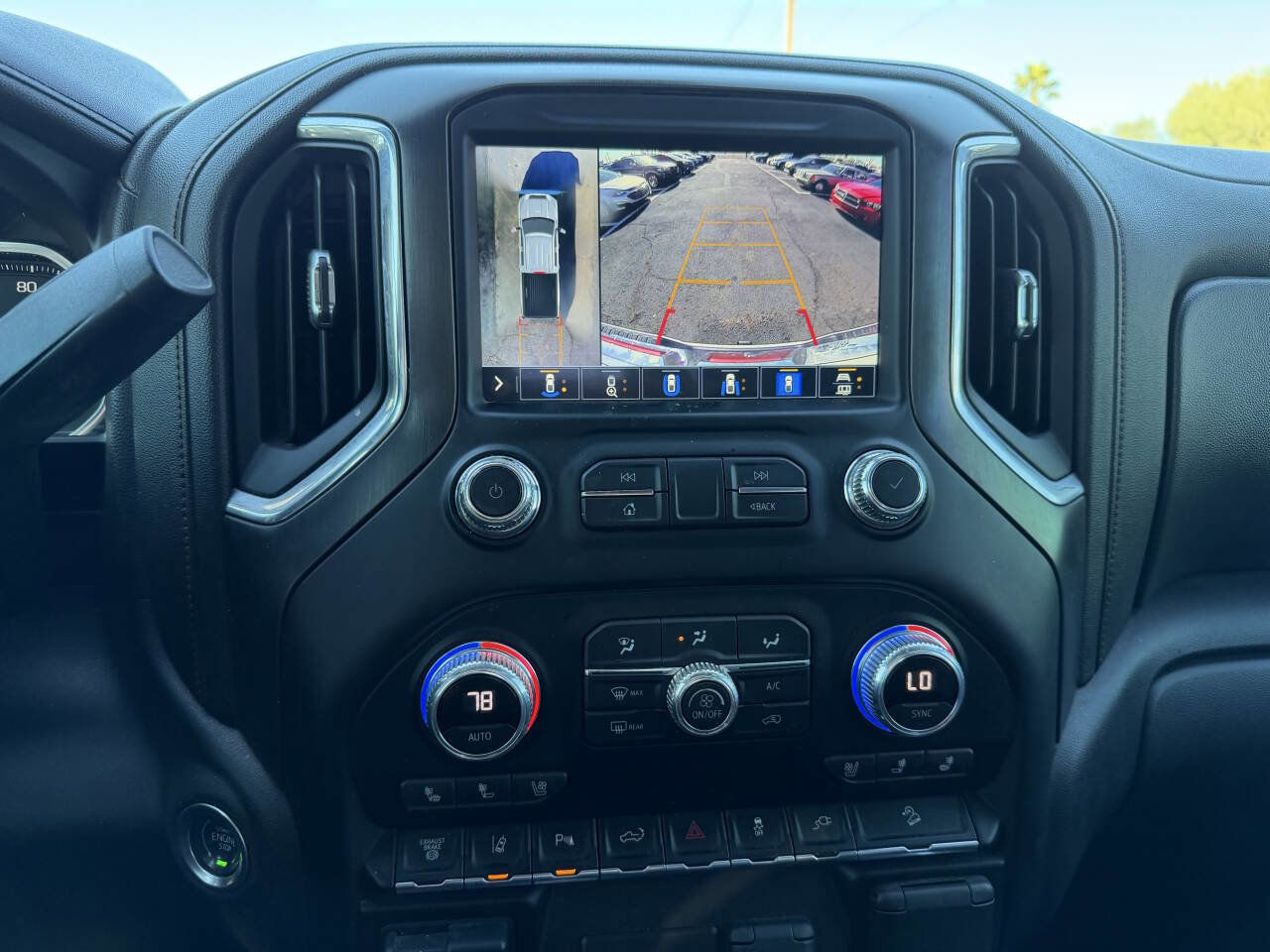 Used 2021 GMC Sierra 2500 AT4 w/ AT4 Premium Plus Package AWD/4WD image 24