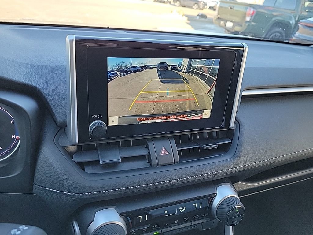 Used 2024 Toyota RAV4 LE AWD/4WD image 19