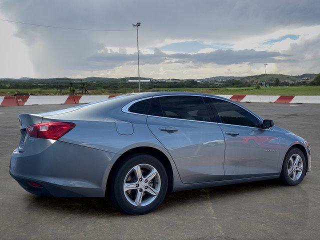 Used 2025 Chevrolet Malibu LS FWD image 3
