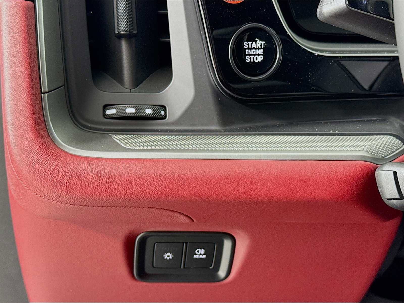 New 2026 Porsche Cayenne image 14